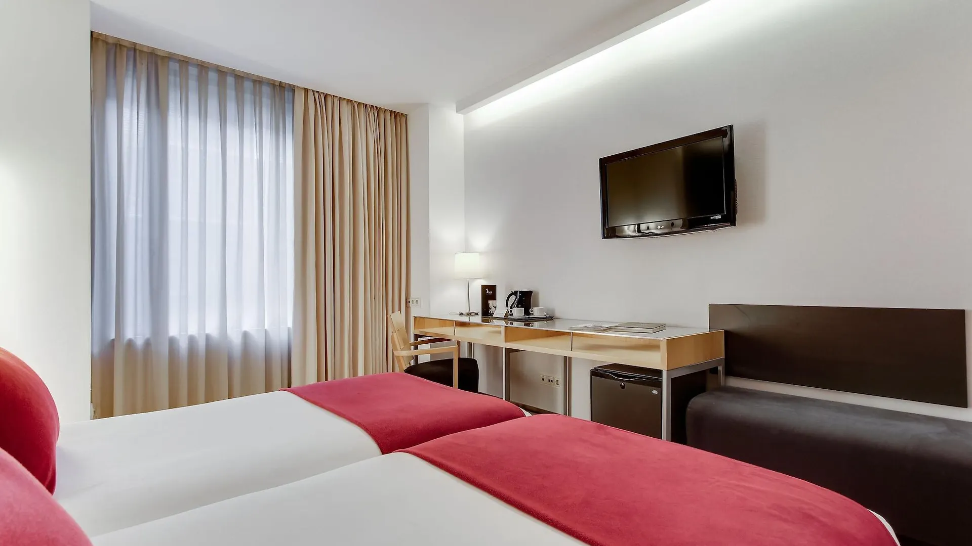 فندق Sercotel Caspe برشلونة