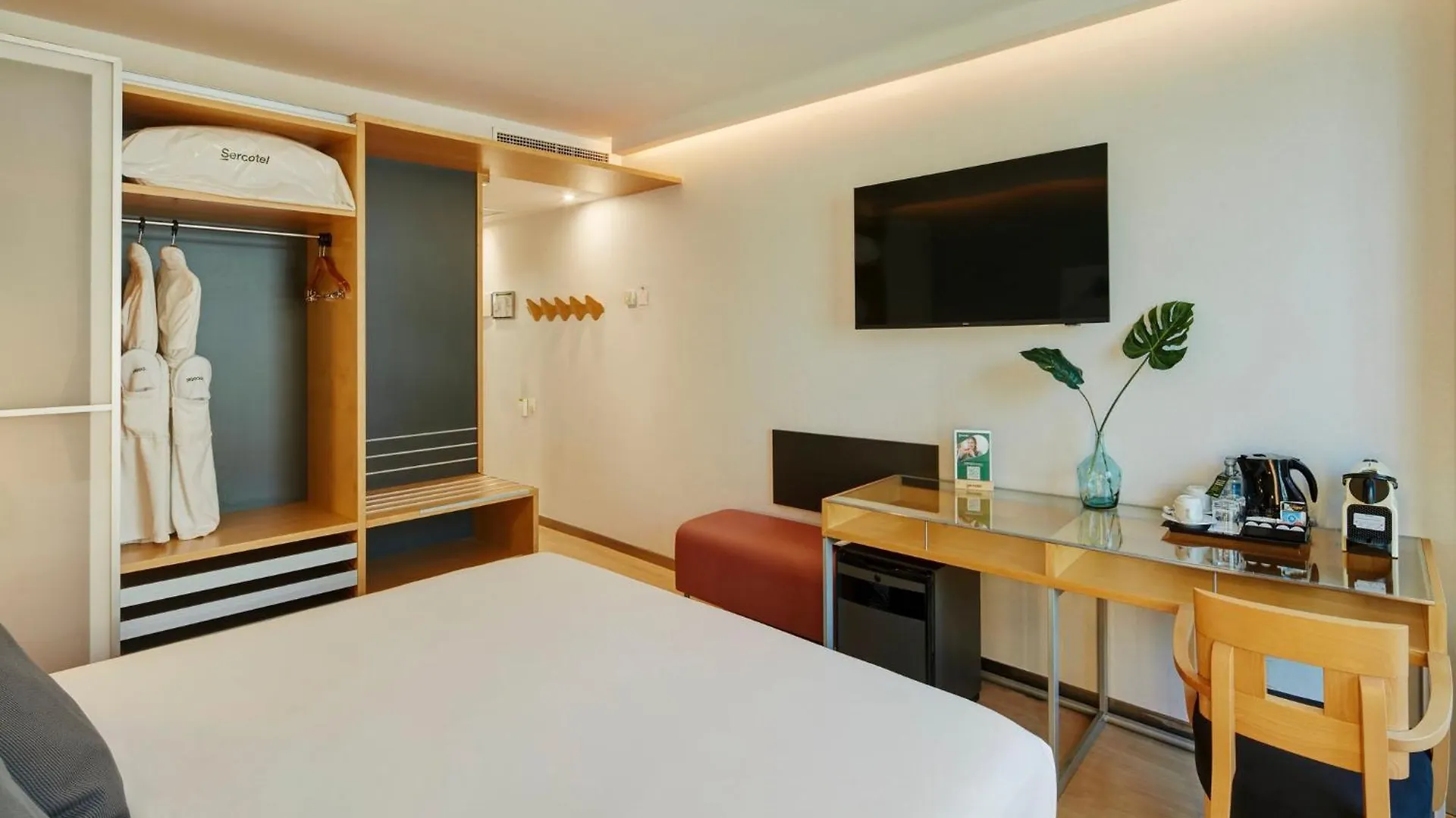 فندق Sercotel Caspe برشلونة