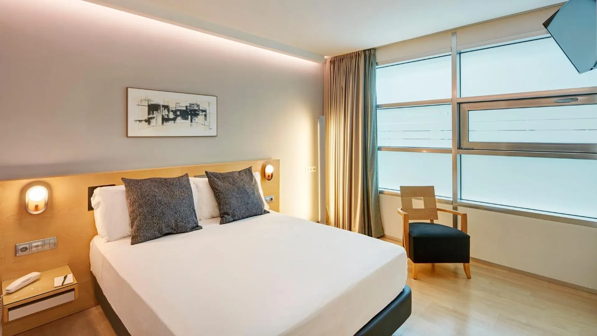 **** فندق Sercotel Caspe برشلونة إسبانيا