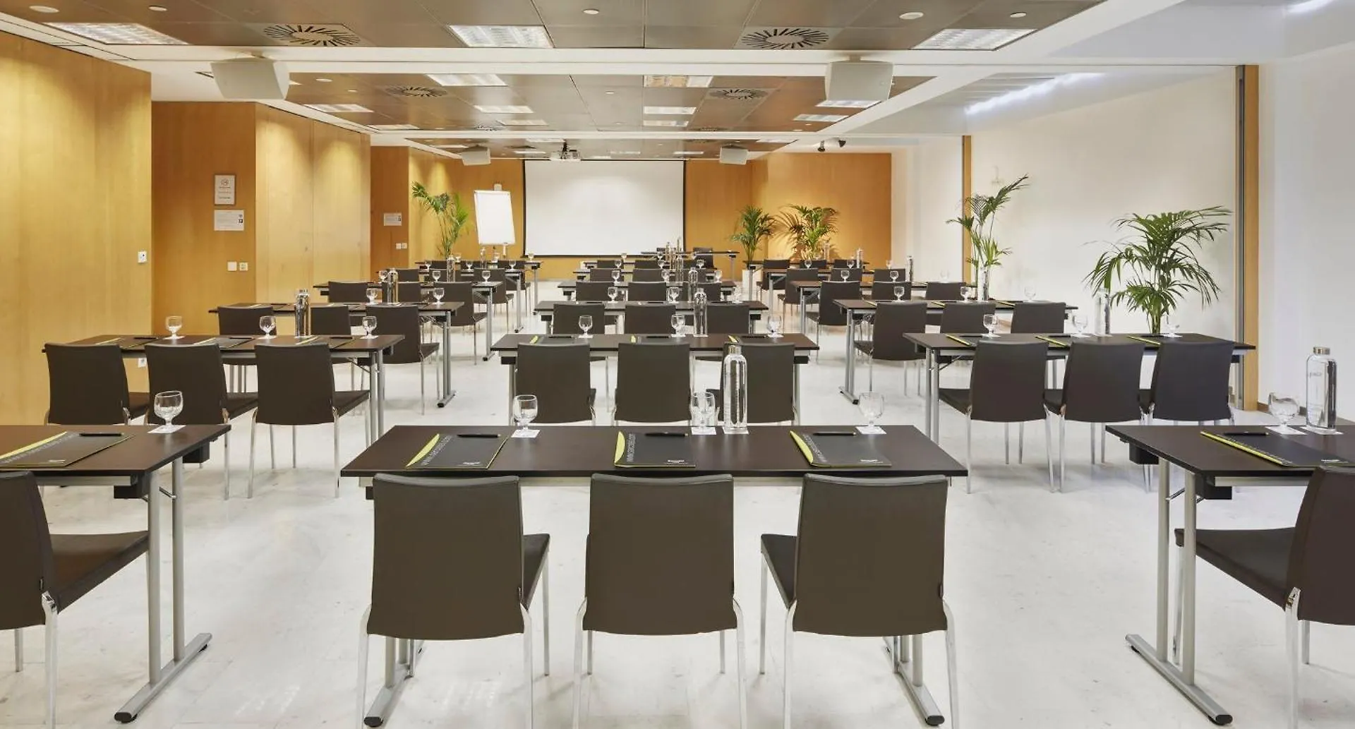 **** Отель Sercotel Caspe Барселона Испания