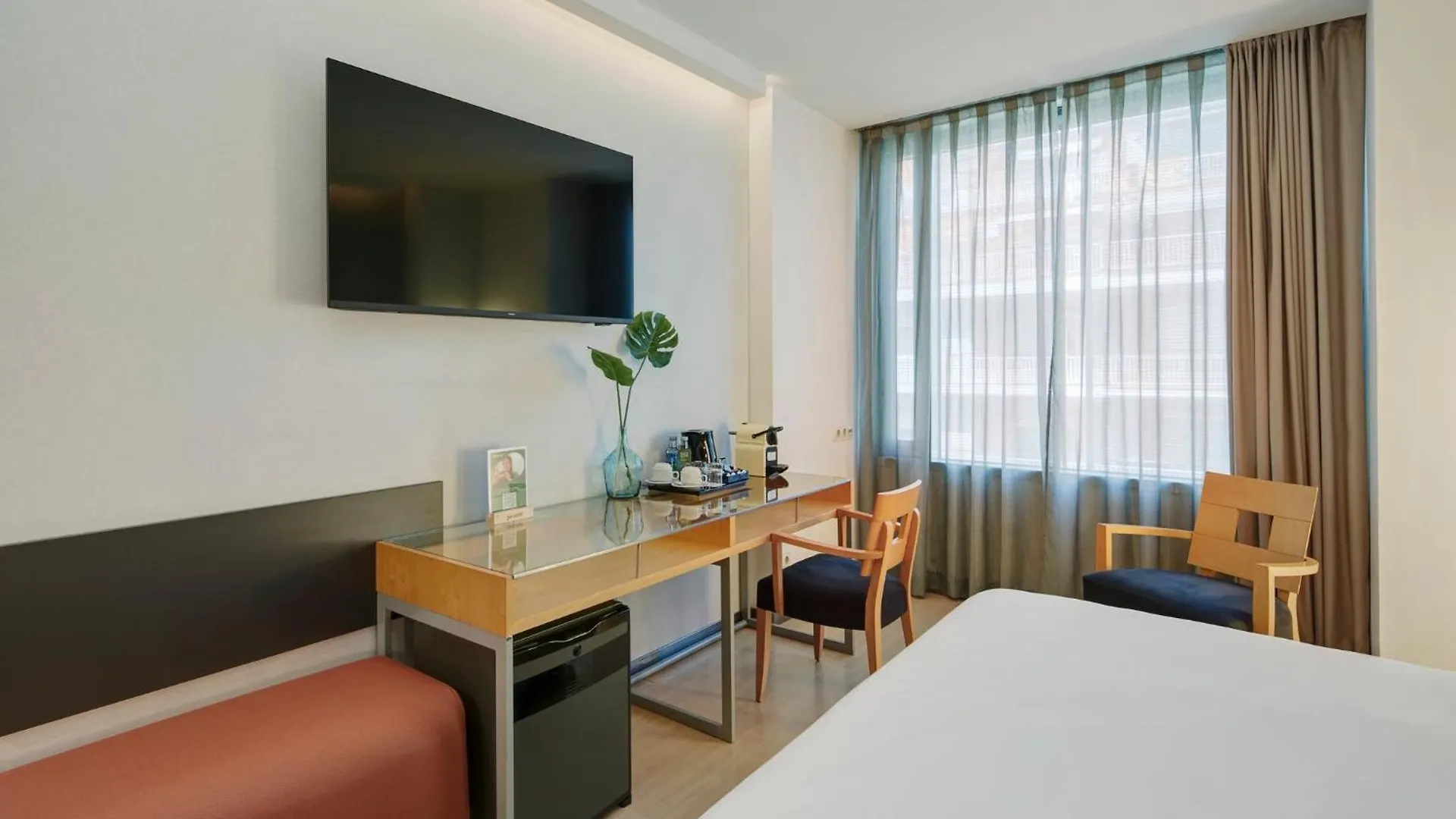 Sercotel Caspe Barcelona 4*,