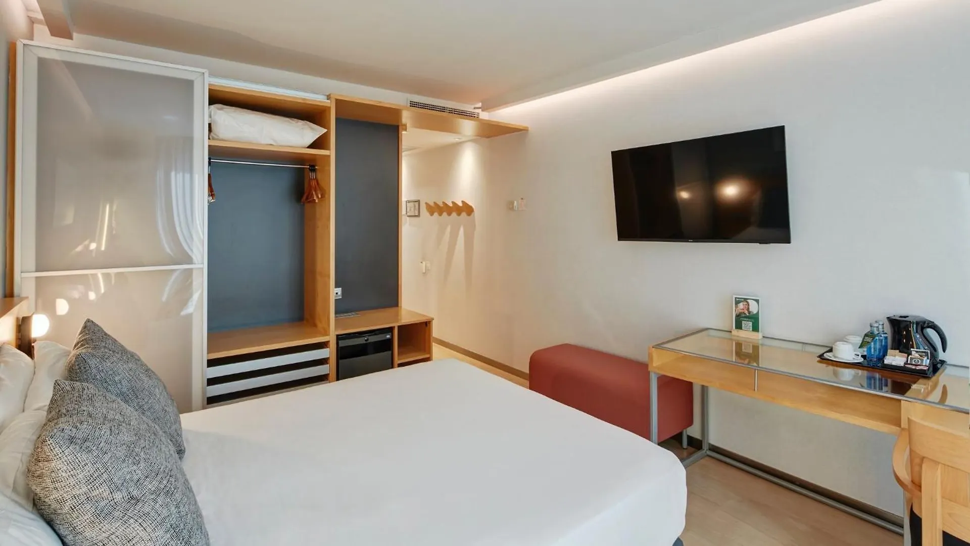 Sercotel Caspe Barcelona Hotel